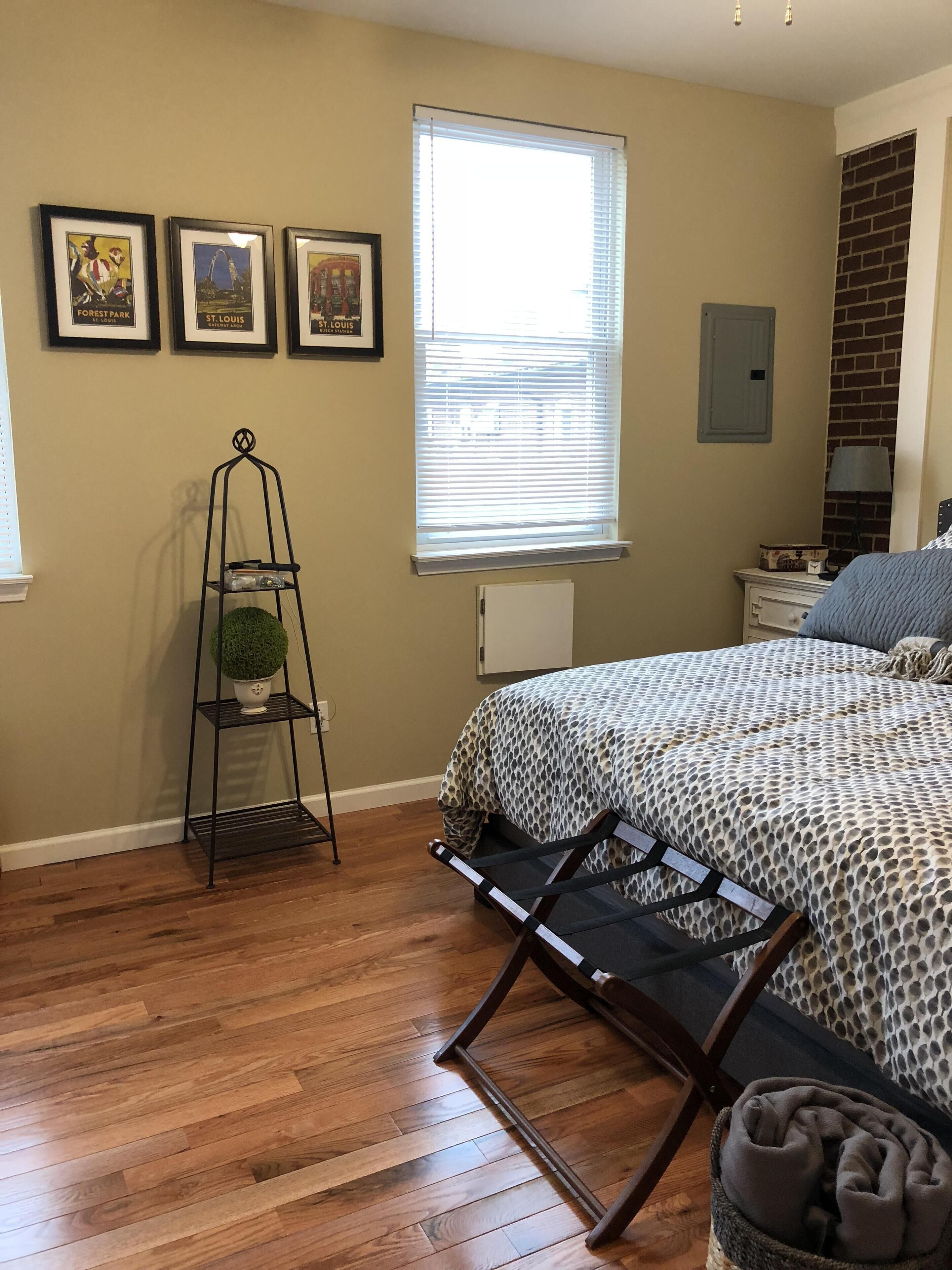 PREMIER LOCATION: HEART OF THE ITALIAN NBRHD, THE HILL, Dining&Shops Steps Away