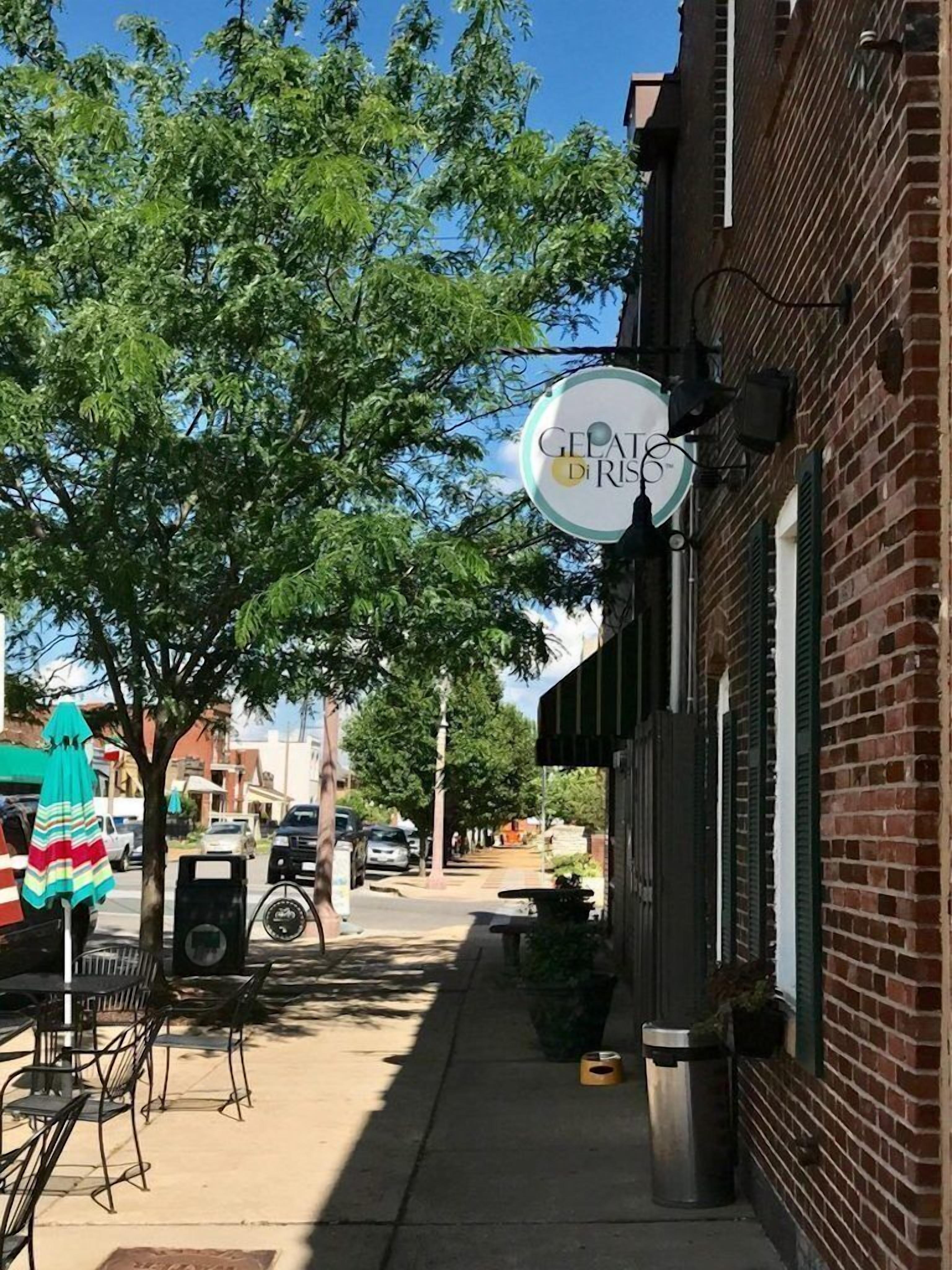 PREMIER LOCATION: HEART OF THE ITALIAN NBRHD, THE HILL, Dining&Shops Steps Away