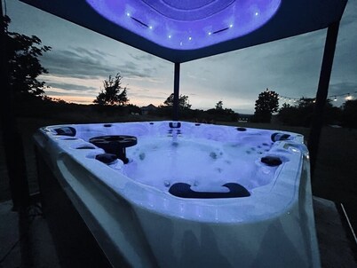 Stunning home near Sandbanks -  Picton - Prince Edward County