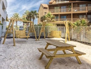 Property grounds - Wake Up To The Waves-Stunning 3 Bed, 3 Bath Condo (Gulf Shores)