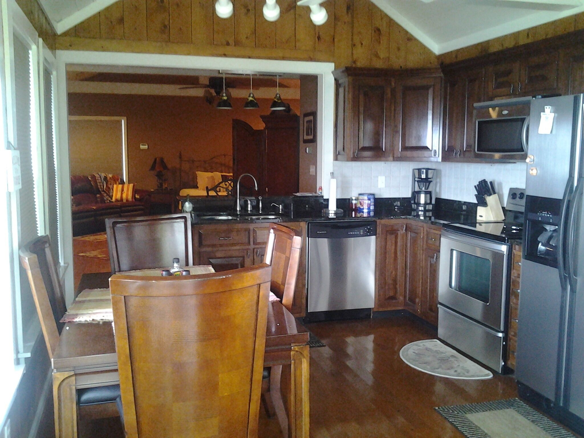 Cabin at the Ledge - New Hot Tub