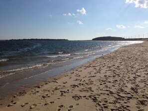 Sun-loungers, beach towels