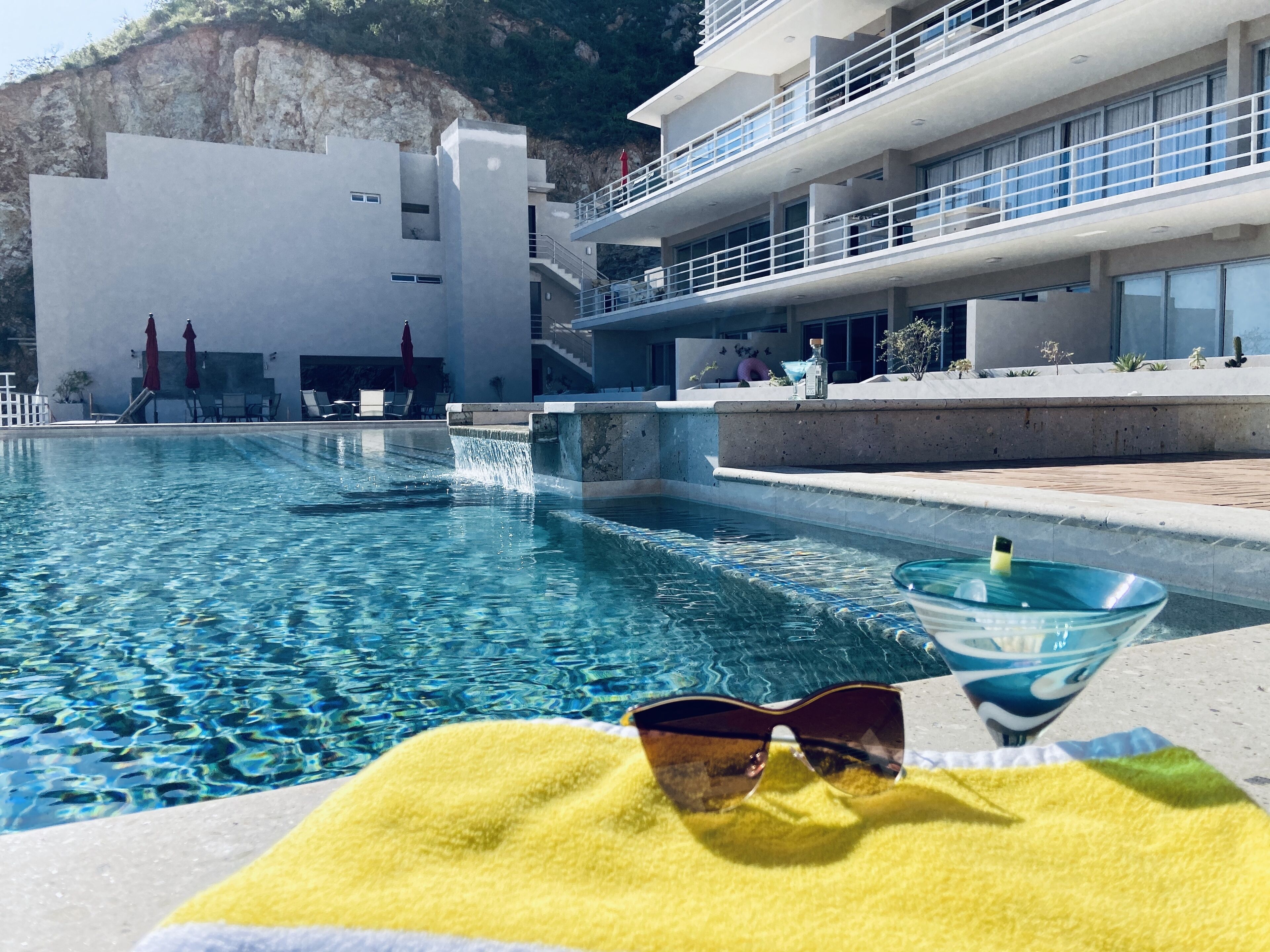 Outdoor pool, an infinity pool