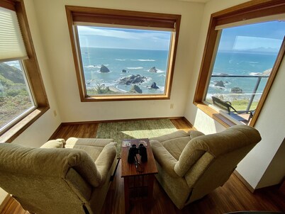 Come escape reality and enjoy ocean air and views