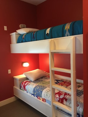 4 quartos, Wi-Fi, roupa de cama