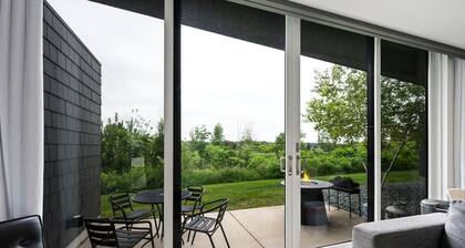 Award Winning Contemporary Flat - Walk to Downtown Egg Harbor - Flats on Church Street #102
