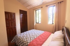 2 bedrooms, internet, bed sheets