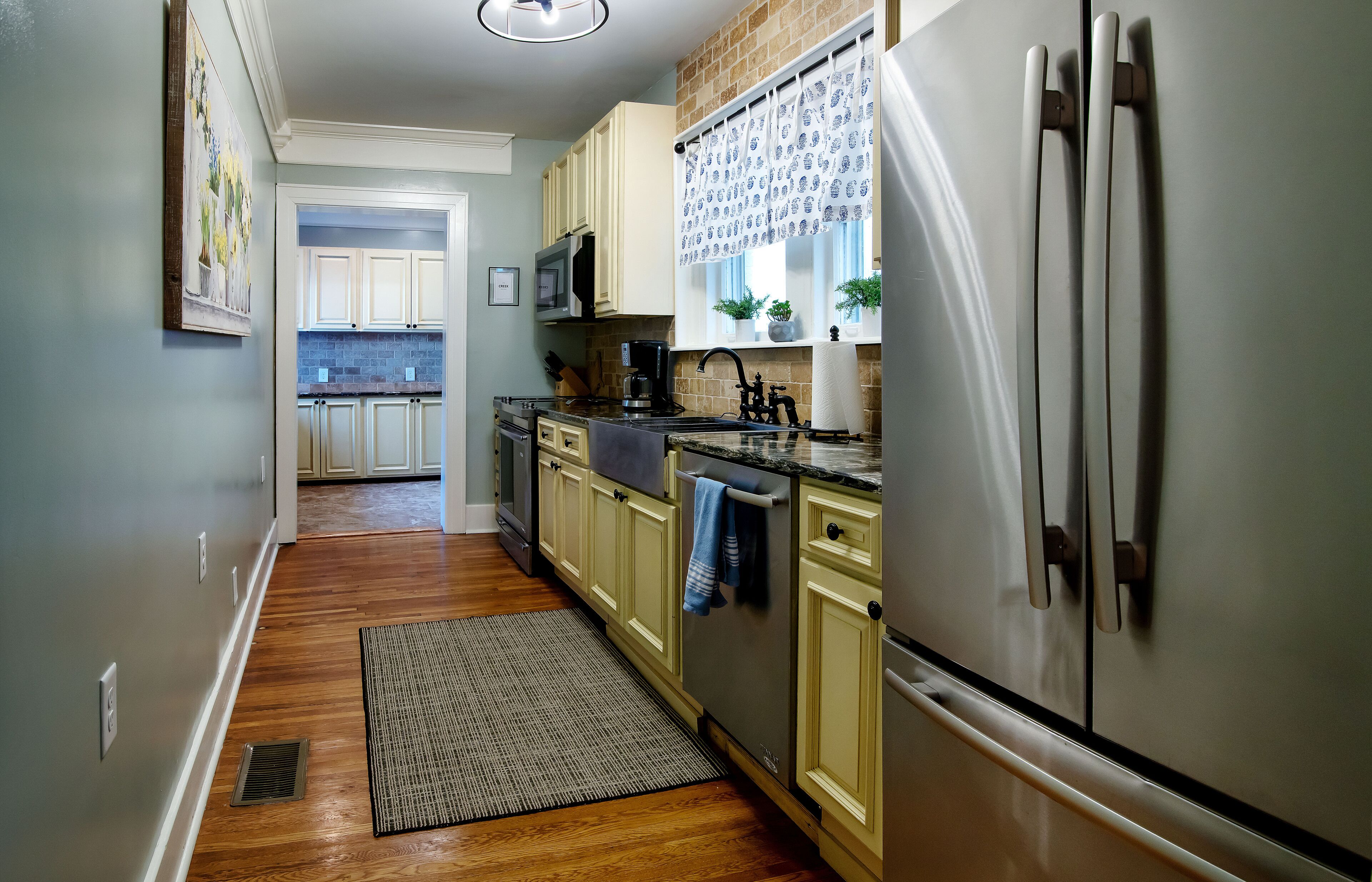 Music City Mansion on Historic Music Row. Corp - Retreats & Large Groups