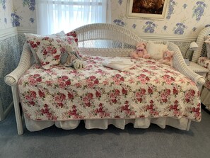 4 chambres, fer et planche à repasser, Wi-Fi gratuit, draps fournis