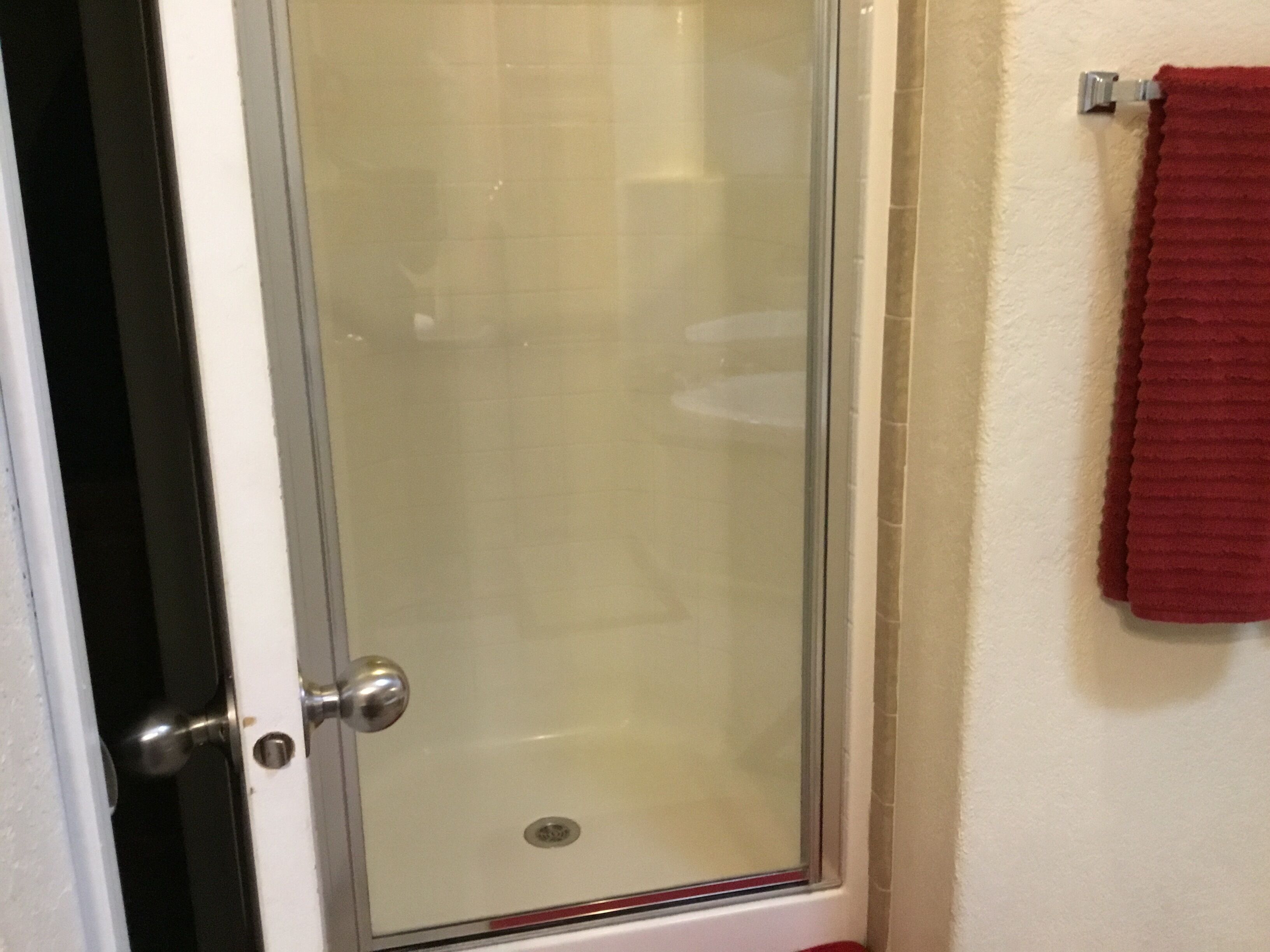 Spacious 4 seasons 3 bedroom 2 bathrooms for 1 great getaway.