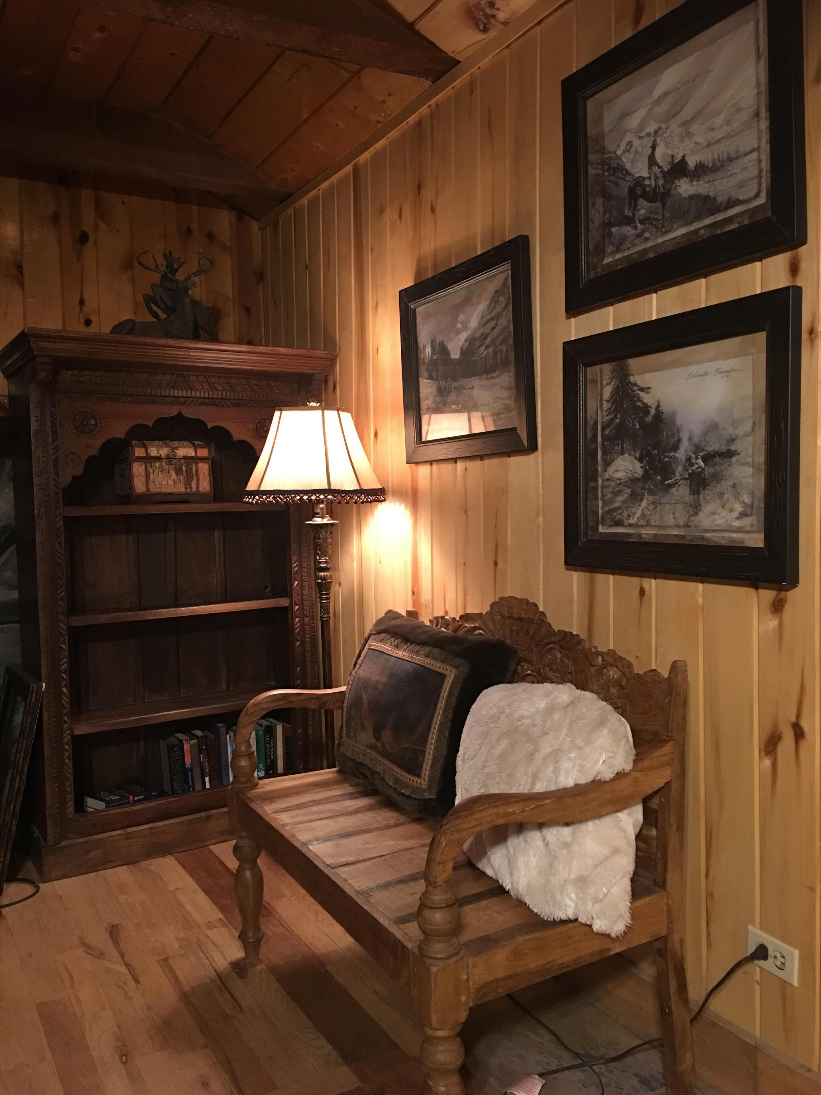 Thanksgiving and New Years 2023 Available Come to the mountains for snow/ski fun