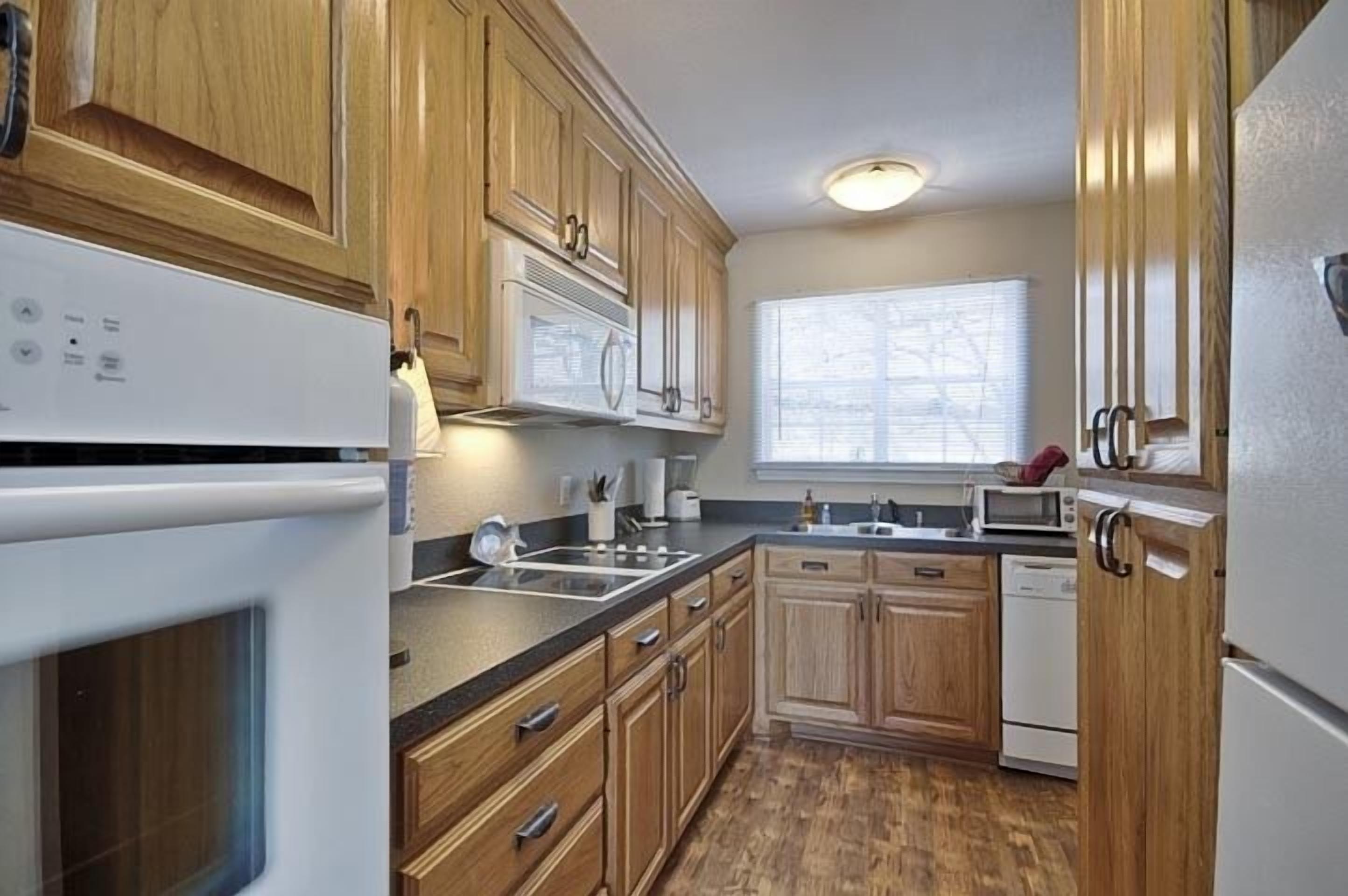 Cottage, 1 mile to Highport (Loe's) Marina Lake Texoma