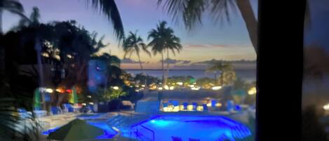 Piscine extérieure, piscine chauffée