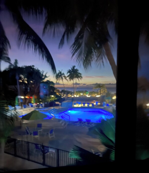 Piscine extérieure, piscine chauffée