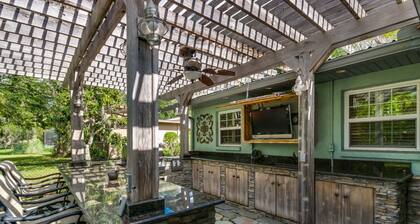 Casa Del Rio-LAST MINUTE DISCOUNT FOR AUGUST Waterfront-Pool-Dock-Kayaks-Pets