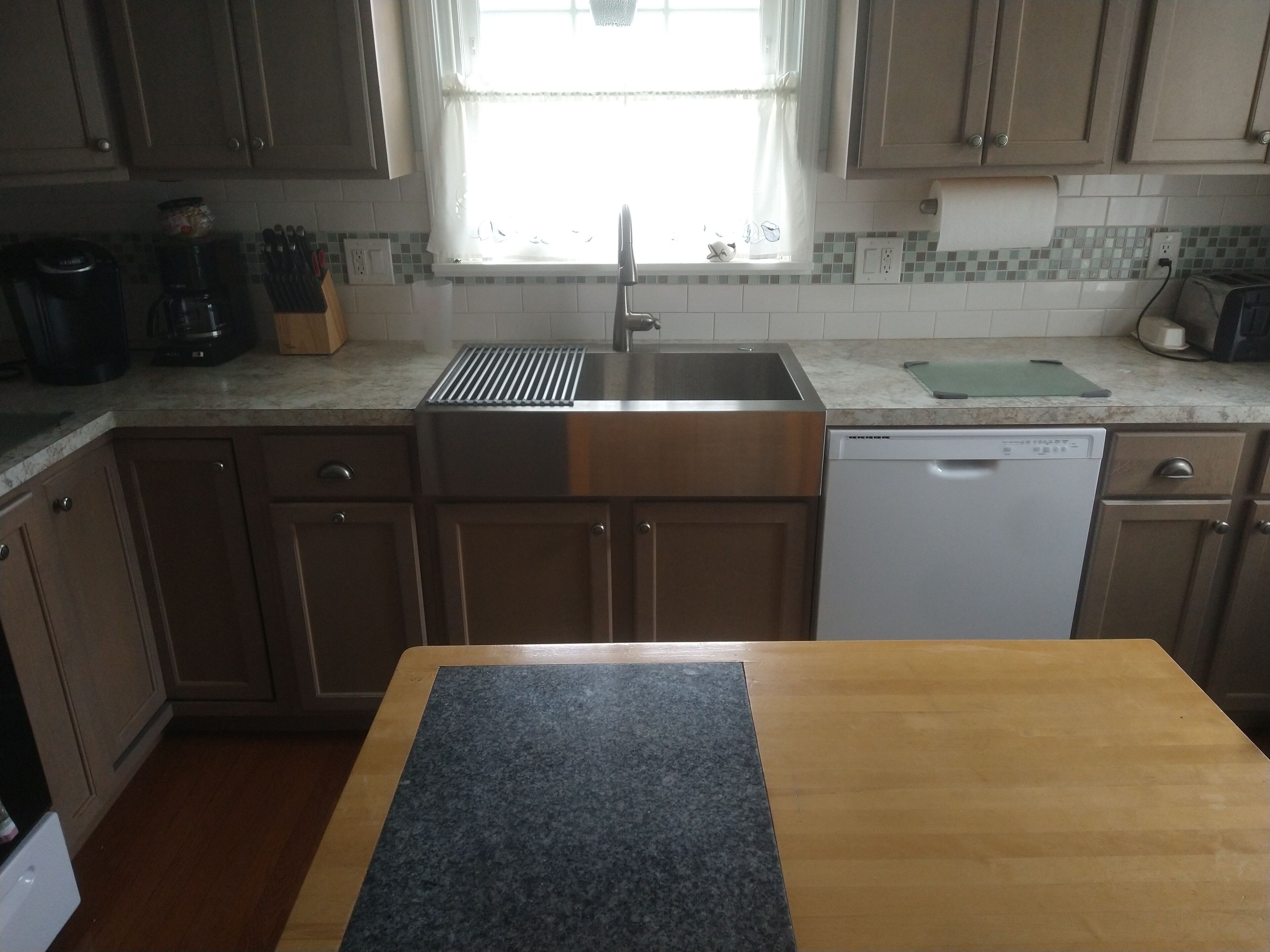 4 Season 4 Br. Family Friendly, Fully Equipped Two-story Cape 