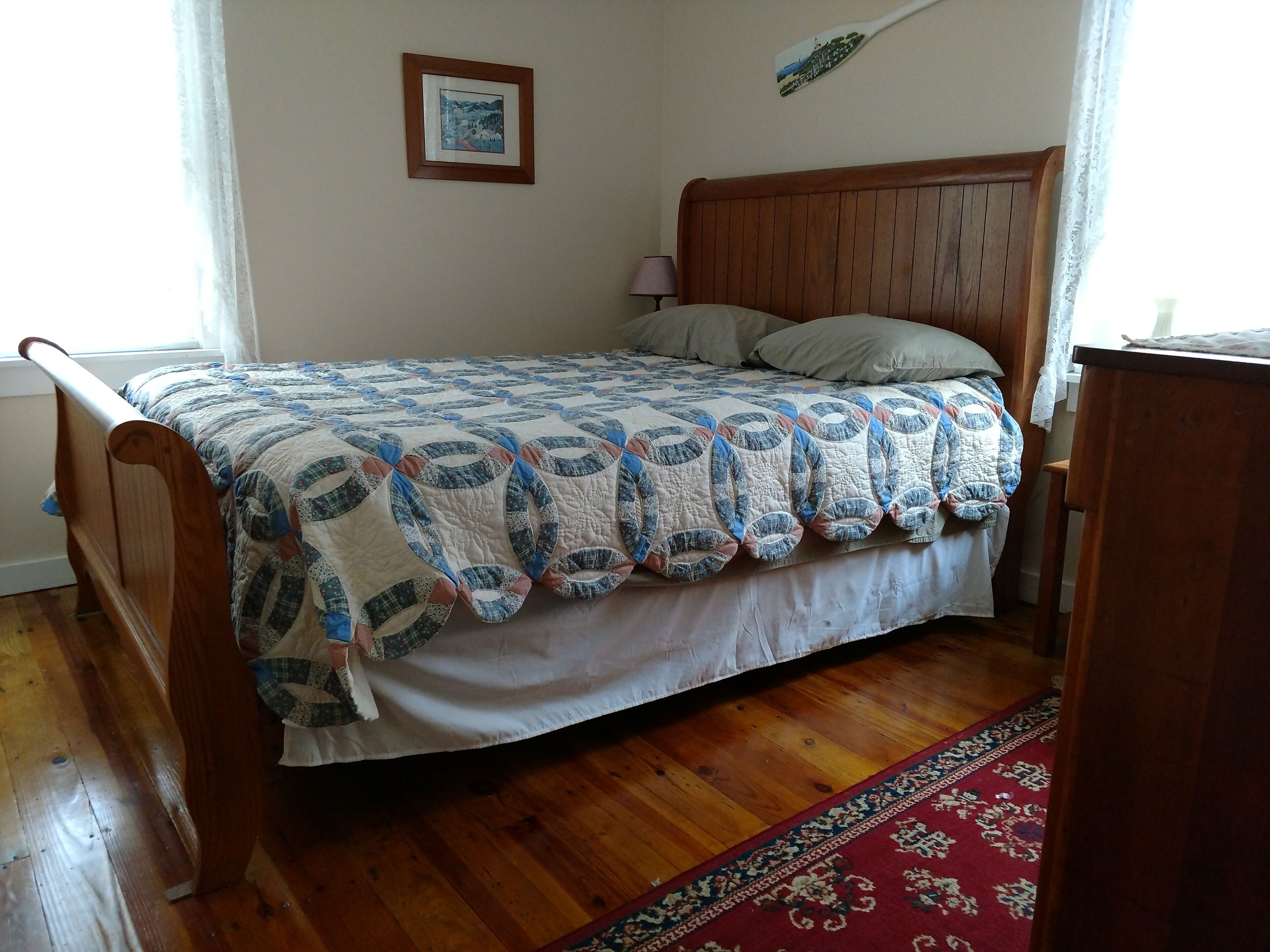 4 Season 4 Br. Family Friendly, Fully Equipped Two-story Cape 