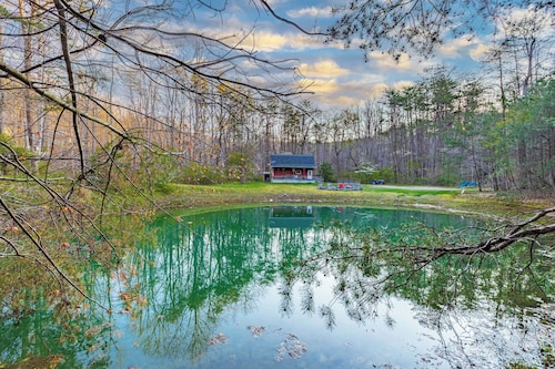 Escape to The Red Barn! Private Retreat on 8 acres w/Firepit & Stocked Pond!