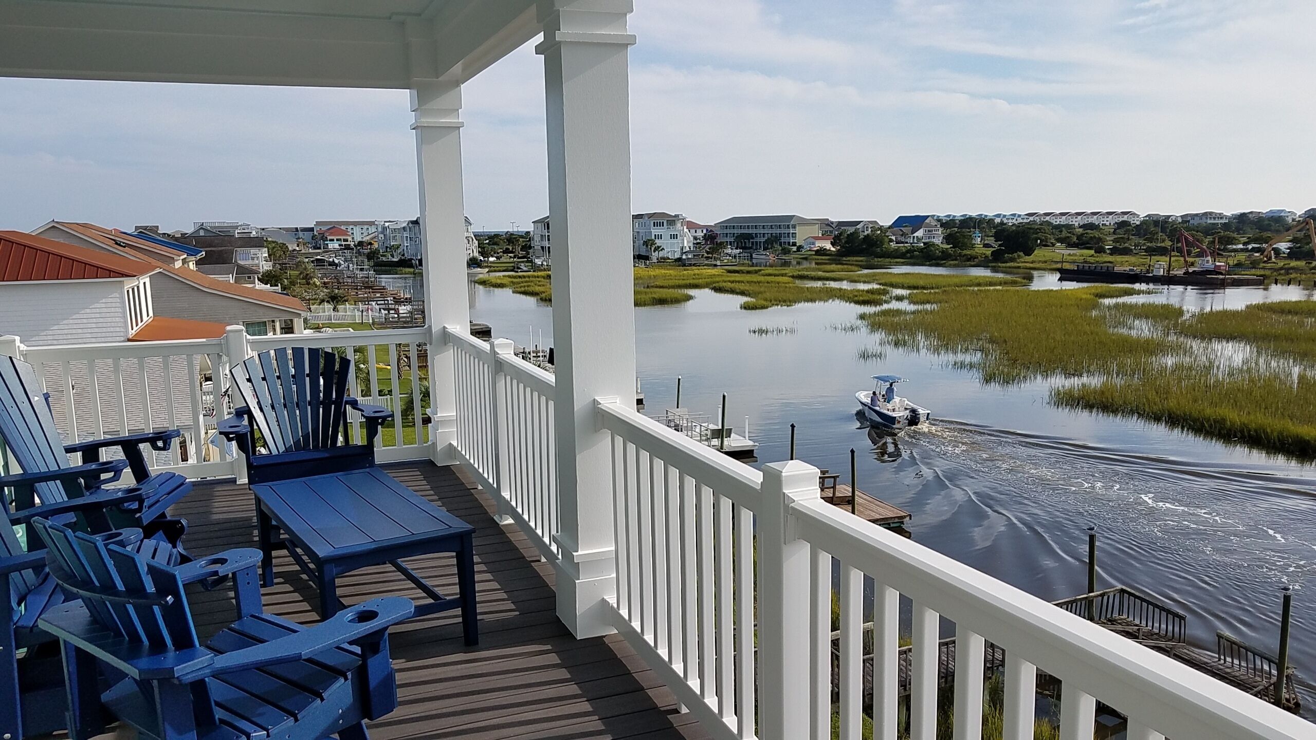 Waterfront, Spectacular Sunsets, Dock, Pool, Elevator, Linens, Free Golf Cart+++