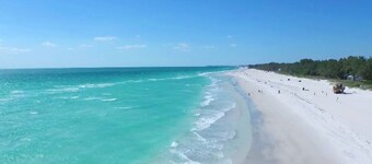 Anna Maria Island-Simply Beautiful Townhome! Our Island Beaches are Calling!