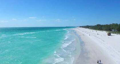 Anna Maria Island-Simply Beautiful Townhome! Our Island Beaches are Calling!