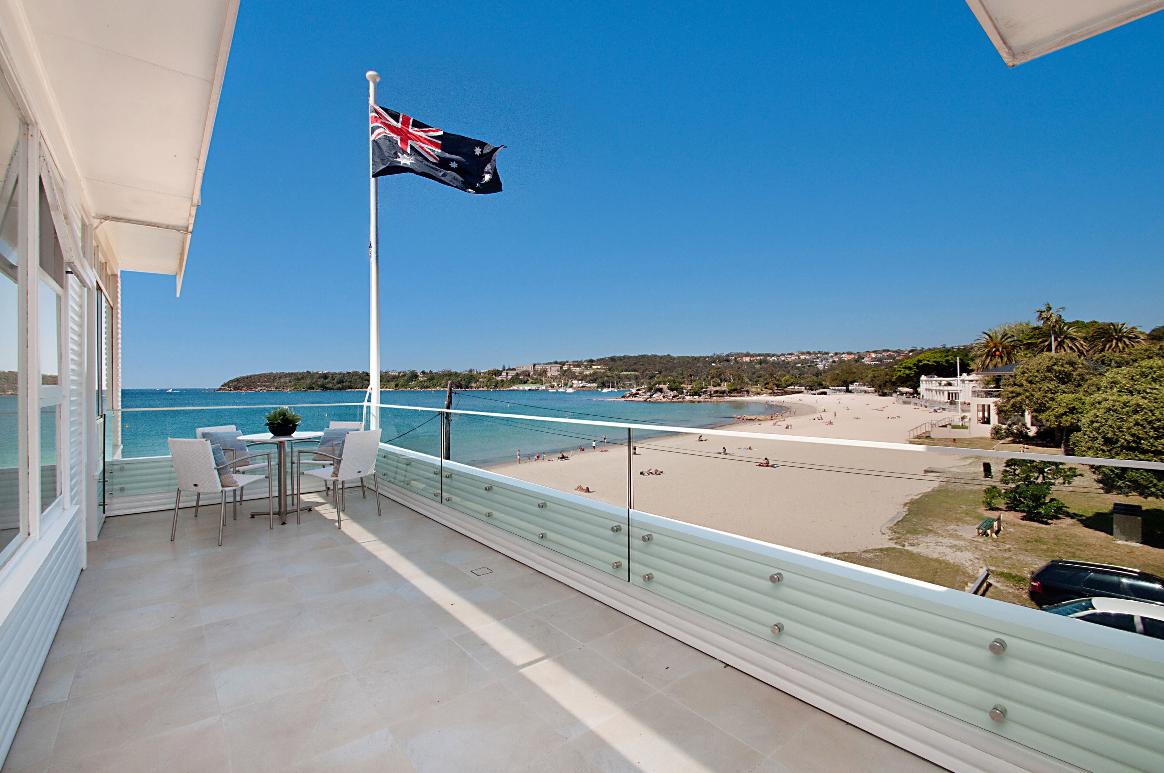 The Oriana - Iconic Luxury Beach Penthouse — image 7