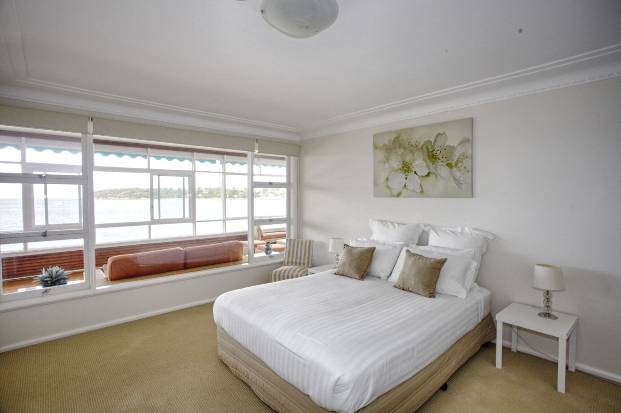 The Oriana - Iconic Luxury Beach Penthouse — image 9