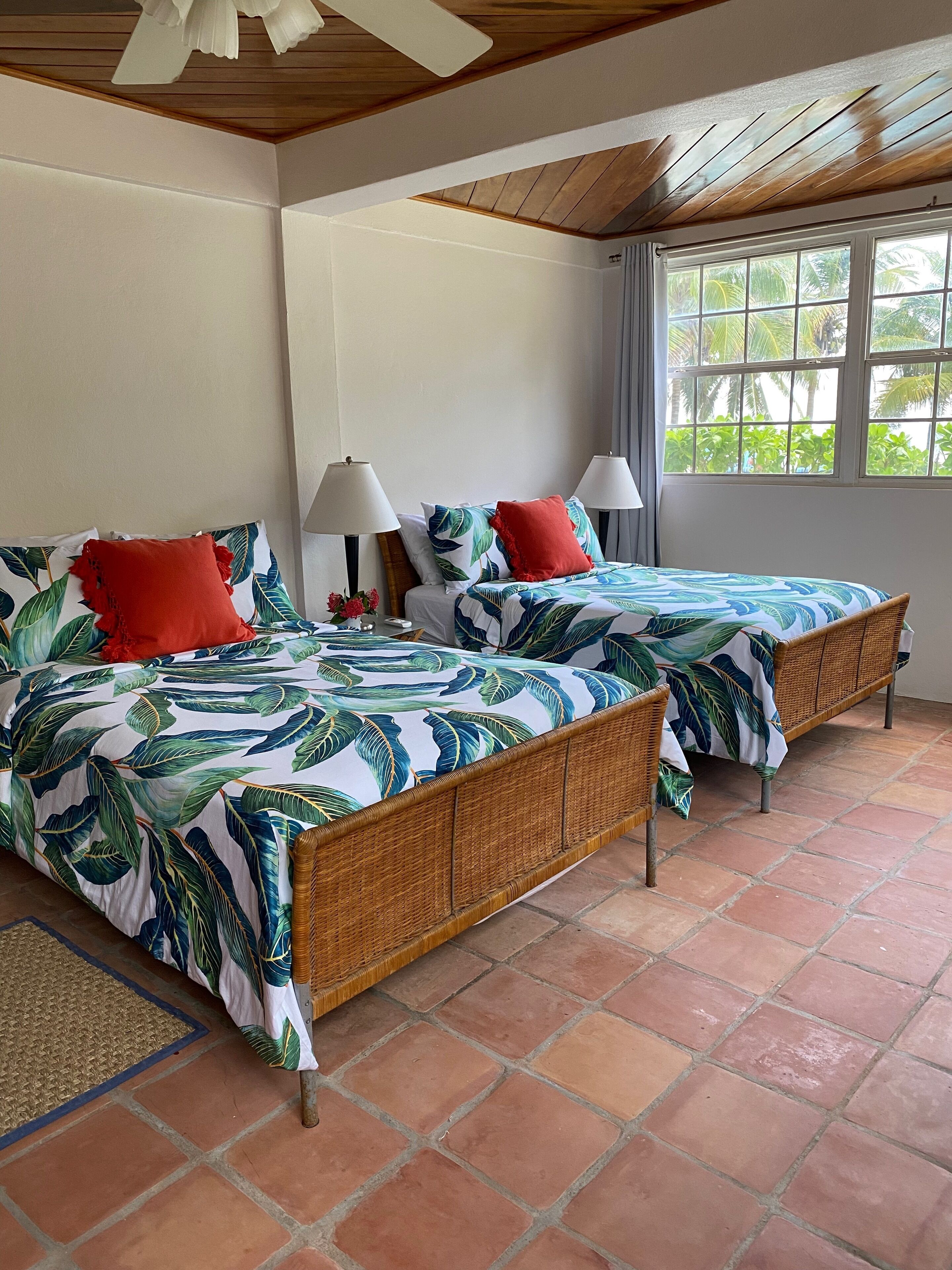 4 間睡房、房內夾萬、熨斗/熨衫板、免費 Wi-Fi