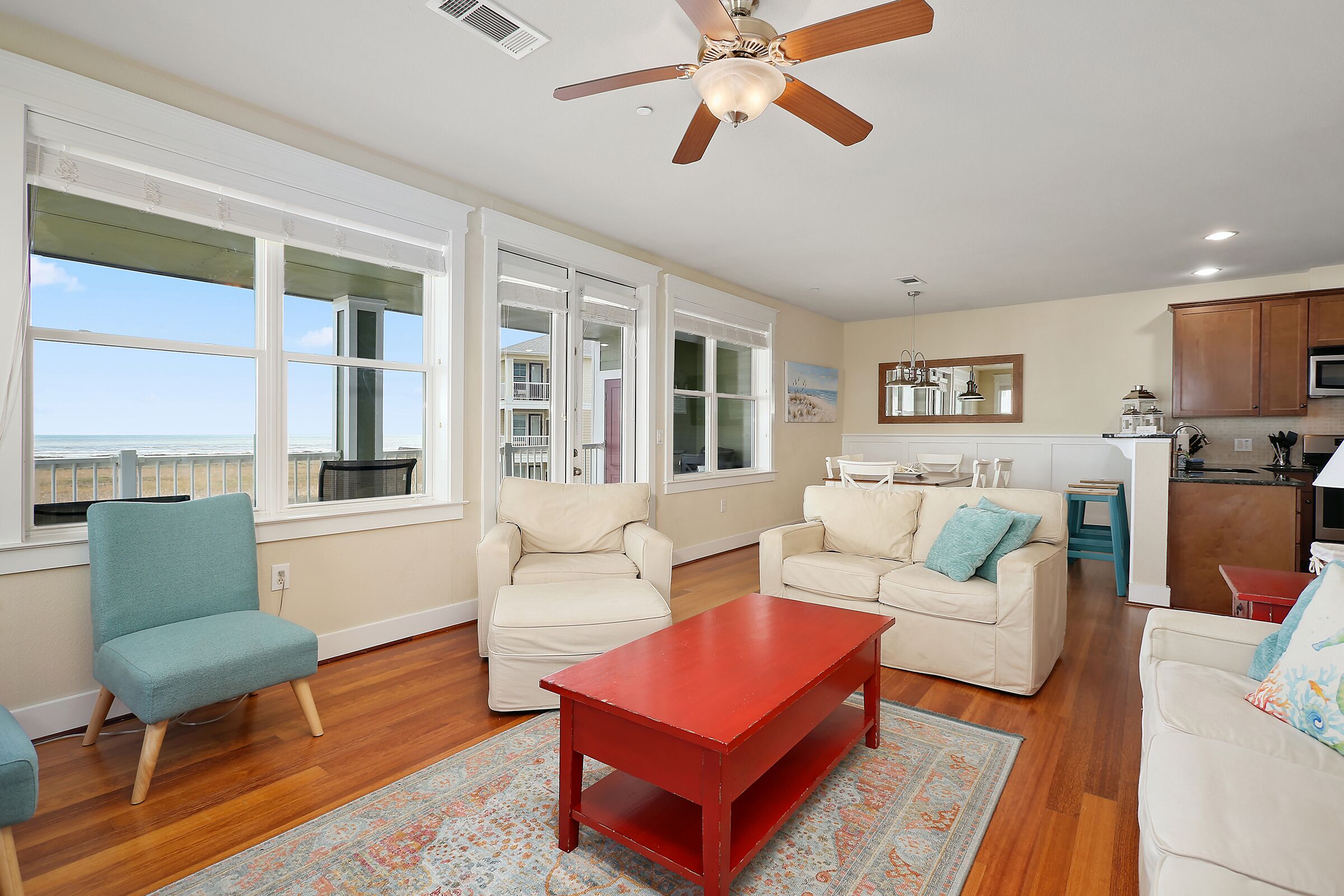 "The Extra Pointe" -BEACH FRONT-OCEAN VIEW-BEACH ACCESS