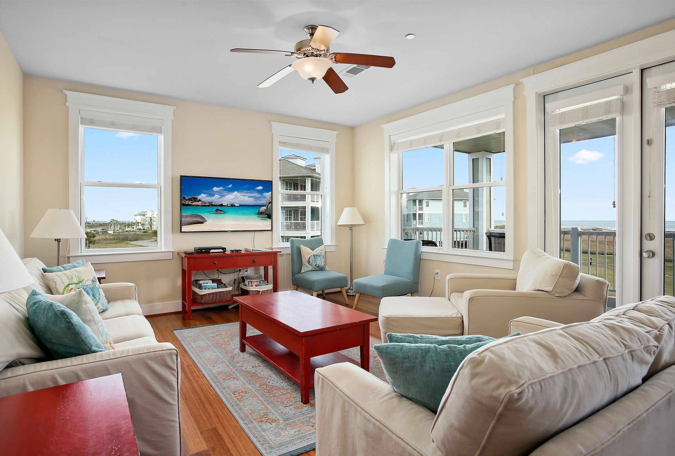 "The Extra Pointe" -BEACH FRONT-OCEAN VIEW-BEACH ACCESS