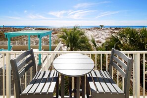 Outdoor dining - Gulf Dunes • Direct Beach View from 2nd Floor, Easy access to Pool and Beach, Free Bch Svc (Fort Walton Beach)