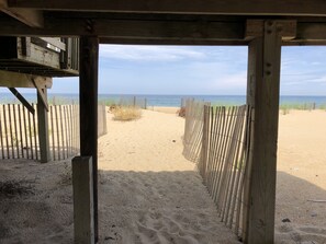 Sur la plage, serviettes de plage