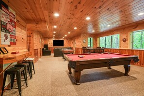 Games room - Premium Hocking Hills Group Lodge 8BR 5.5Ba Hot Tub, Pond, Starlink, Game Room (Logan)