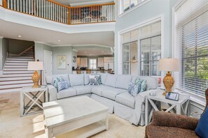 Televisión y reproductor de DVD 