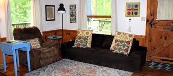 Red Hickory -Kabine-Eigenes Badezimmer