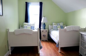 3 sovrum, skrivbord, strykjärn/strykbräda och gratis wi-fi