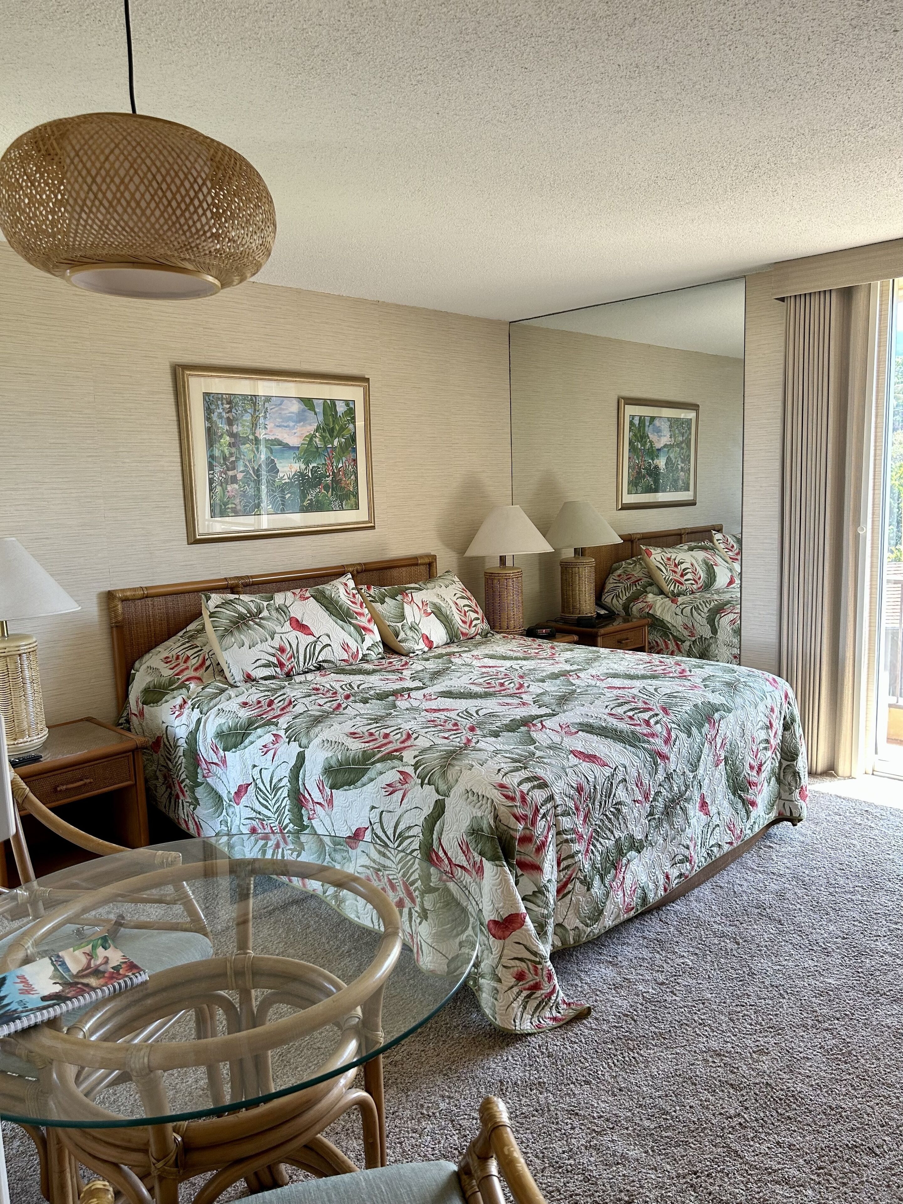 KING BED ROOM, MKV  Kaanapali Beach #414
