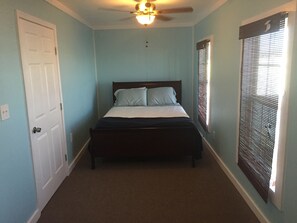 3 chambres, Wi-Fi gratuit, draps fournis