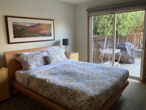 4 bedrooms, desk, iron/ironing board, free WiFi - Oceanfront Santa Cruz! (Santa Cruz)