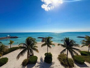 On the beach - True Beachfront! Walk Out to White Sand & Turquoise Water-102 (Nassau)
