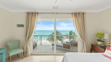 4 habitaciones, tabla de planchar con plancha, cuna de viaje y wifi