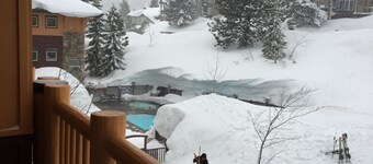 WINTER SKI IN SKI OUT SLOPESIDE Sunstone 1Br  Condo Location Location Location!!