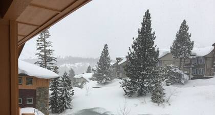 Ski in Ski Out Pysy rinteessä 1Br Sunstone paras sijainti