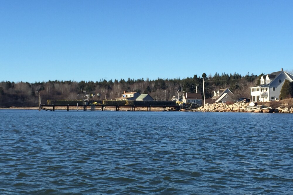 Authentic Generational Herring and Lobster Fishing Home with Light house Views