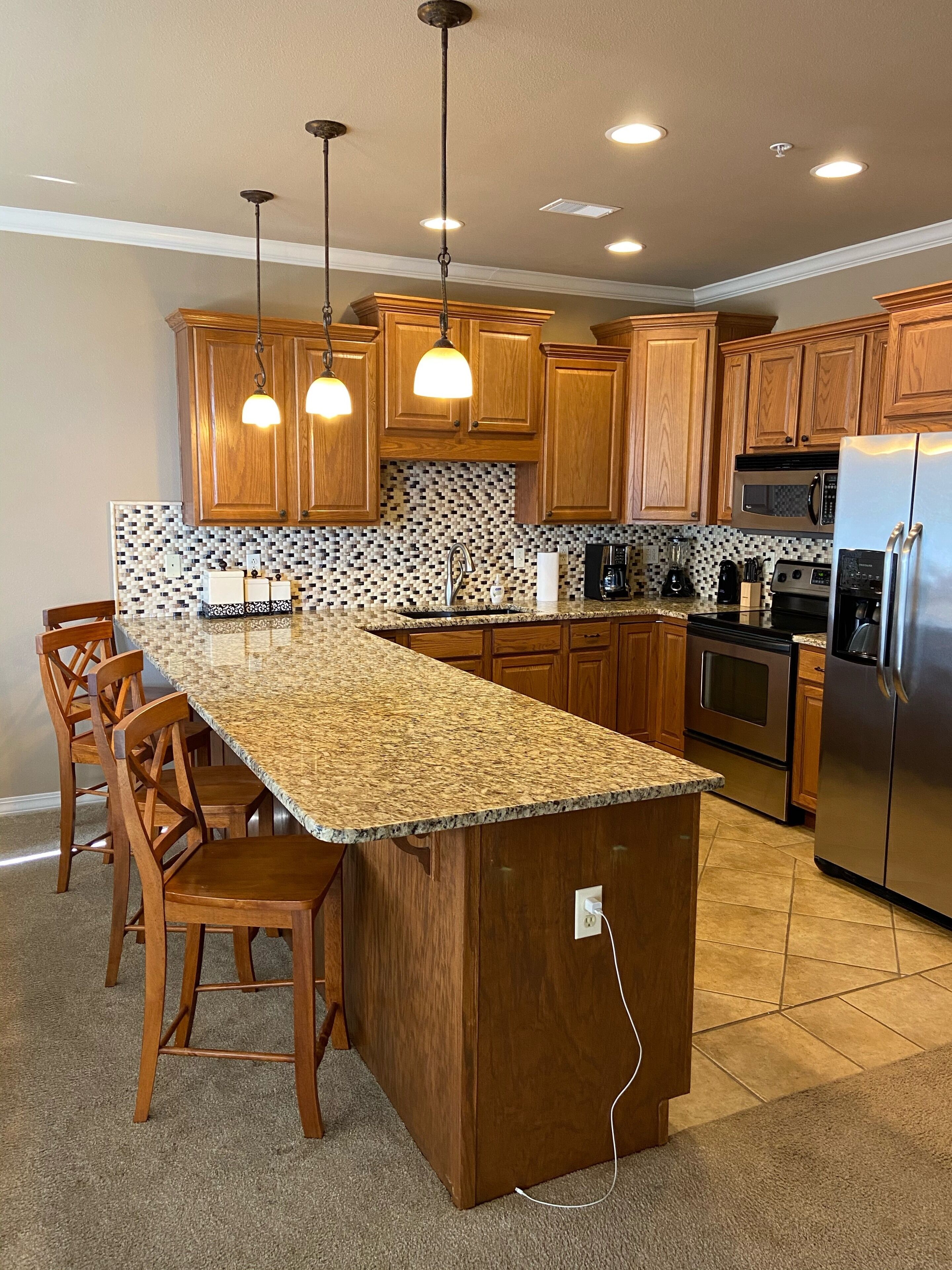 Branson's Finest Lake Front Condo at Emerald Pointe,  2bd, 2BA on ground floor.