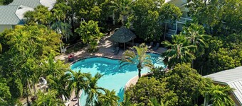 PET FRIENDLY! 3 chambres 3 salles de bain complètes!