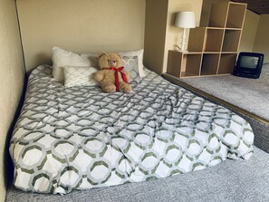 2 chambres, fer et planche à repasser, Wi-Fi, literie fournie