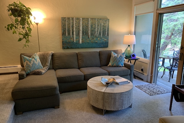 Roomy high end sectional for relaxing and lounging in your Vail "home away"
