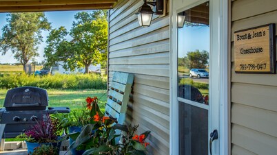Little house on the Prairie, Gorgeous Kansas Sunsets