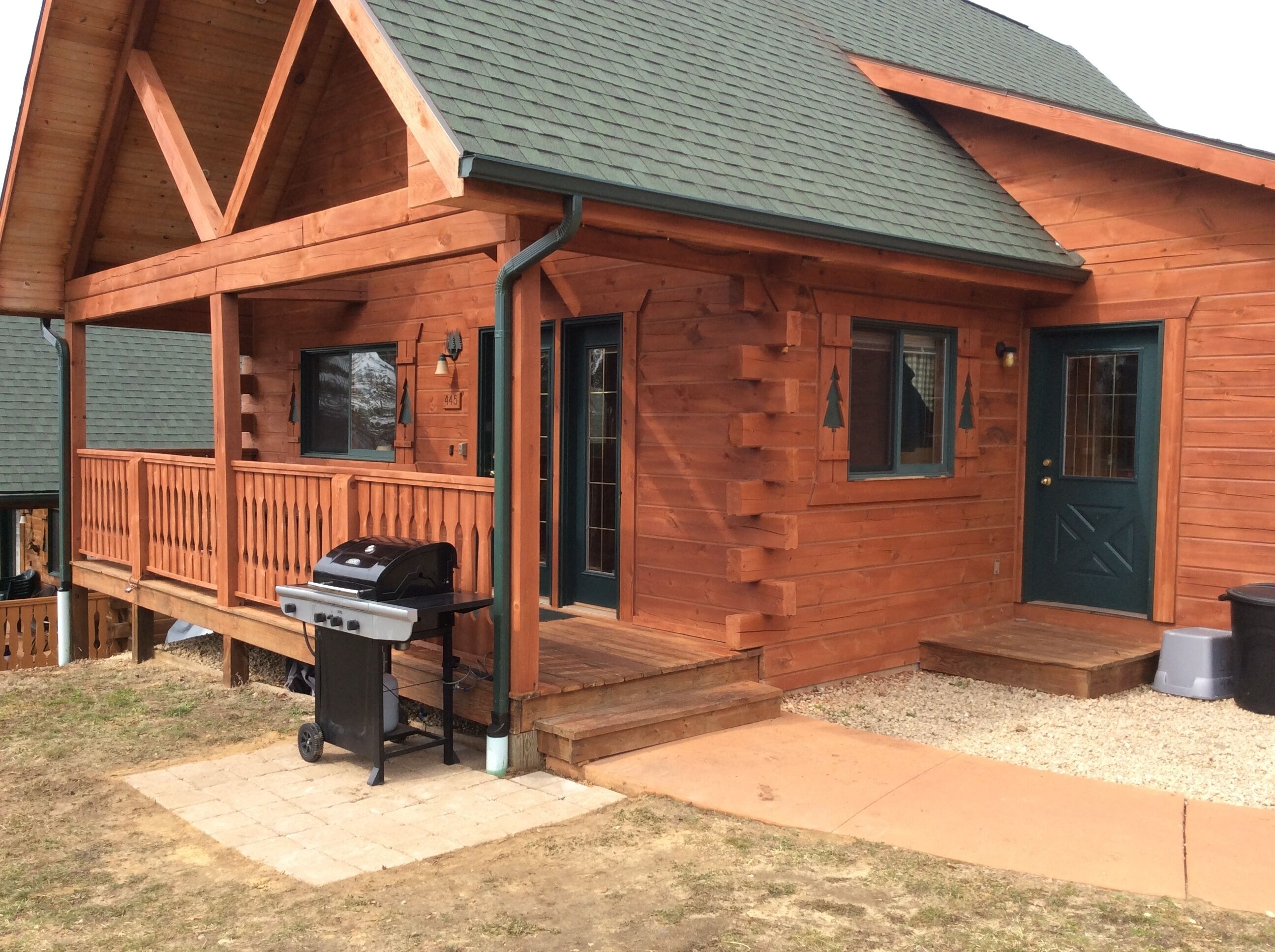 Main entrance .
Large grill